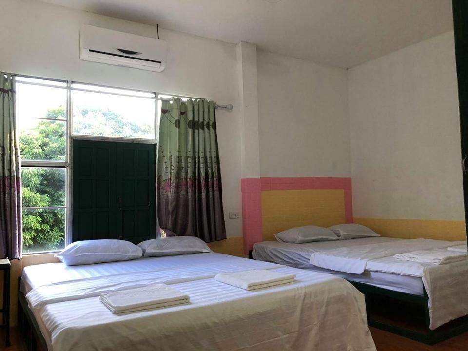 Army Barracks Guesthouse Vang Vieng Eksteriør bilde