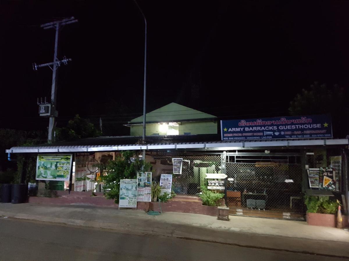 Army Barracks Guesthouse Vang Vieng Eksteriør bilde