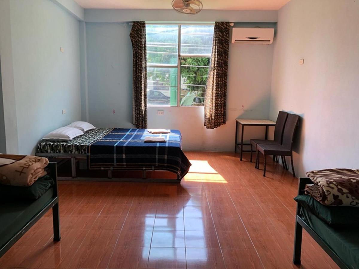 Army Barracks Guesthouse Vang Vieng Eksteriør bilde